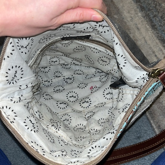 Myra Bag Chic Indie Crossbody - Picture 5 of 13